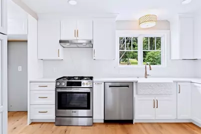 10 Vesper Ave, Falmouth, MA 02540 - Photo 10