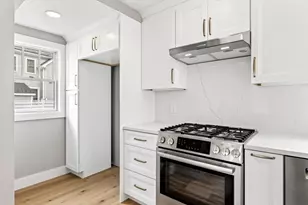 10 Vesper Ave, Falmouth, MA 02540 - Photo 14