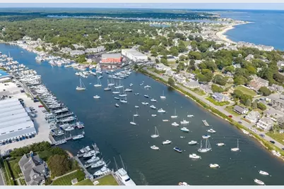 10 Vesper Ave, Falmouth, MA 02540 - Photo 28