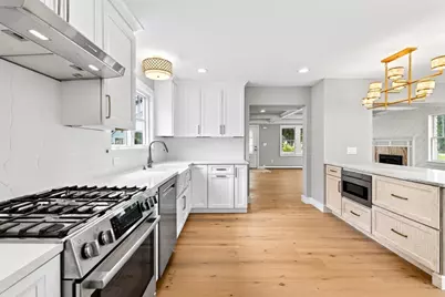 10 Vesper Ave, Falmouth, MA 02540 - Photo 12