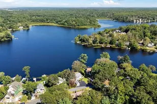 214 Echo Cove Rd, Hamilton, MA 01982 - Photo 2