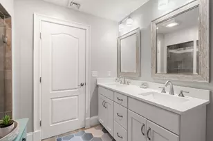 7 Russell St, Plymouth, MA 02360 - Photo 24