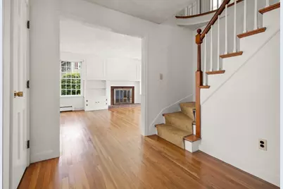 44 Pennsylvania Ave., Reading, MA 01867 - Photo 4
