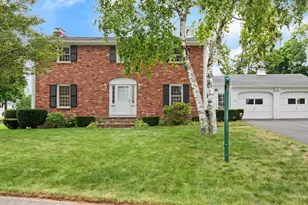 44 Pennsylvania Ave, Reading, MA 01867 - Photo 2