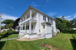 32 Coleman St, Gardner, MA 01440 - Photo 2