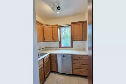 32 Coleman Street, Gardner, MA 01440 - Photo 6