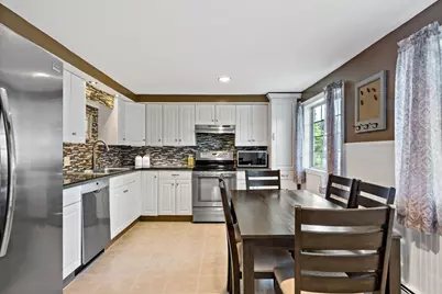 124 Watuppa Ave, Somerset, MA 02726 - Photo 6