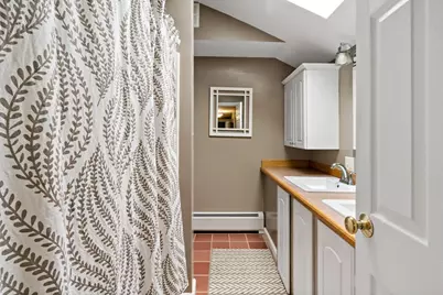 124 Watuppa Ave, Somerset, MA 02726 - Photo 20