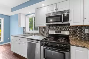 10 Pine St, Westford, MA 01886 - Photo 16
