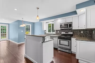 10 Pine St, Westford, MA 01886 - Photo 12