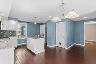 10 Pine St, Westford, MA 01886 - Photo 14