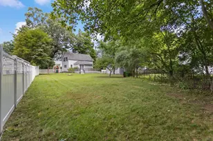 10 Pine St, Westford, MA 01886 - Photo 8
