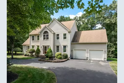 90 Northridge Dr, East Bridgewater, MA 02333 - Photo 2