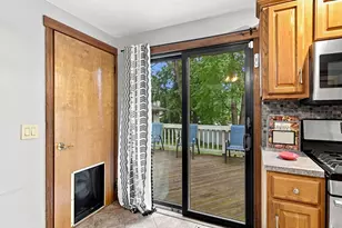 68 Feltham Rd, Springfield, MA 01118 - Photo 20
