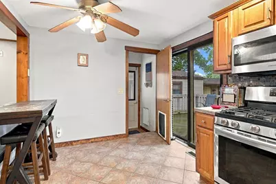 68 Feltham Rd, Springfield, MA 01118 - Photo 12