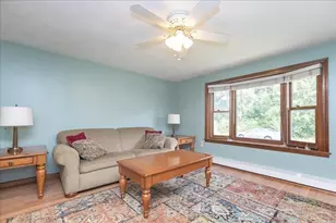 36 Thomas Ave, Haverhill, MA 01832 - Photo 12