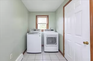 36 Thomas Ave, Haverhill, MA 01832 - Photo 14