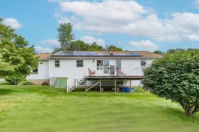 36 Thomas Ave, Haverhill, MA 01832 - Photo 32