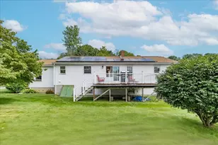36 Thomas Ave, Haverhill, MA 01832 - Photo 32