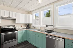 114 Central St, Peabody, MA 01960 - Photo 6