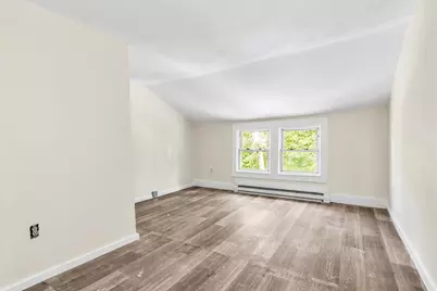 32-34 Vermont St, Springfield, MA 01108 - Photo 10