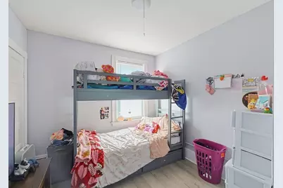 118 Irvington St, New Bedford, MA 02745 - Photo 8