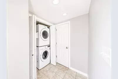 51 Woodrow Ave, Medford, MA 02155 - Photo 18