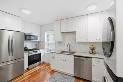 31 Quimby St #31, Watertown, MA 02472 - Photo 2