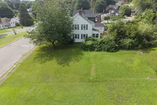 25 Westwood Pkwy, Southbridge, MA 01550 - Photo 22