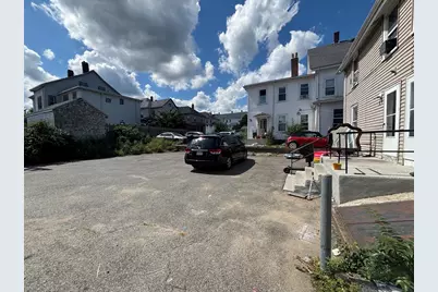 8-10 Highland St, Waltham, MA 02453 - Photo 8