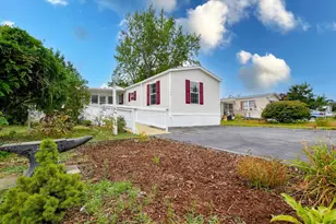 13 Madeline St, Wareham, MA 02538 - Photo 1