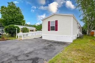 13 Madeline St, Wareham, MA 02538 - Photo 4