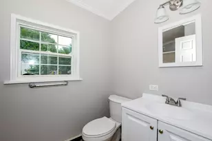 13 Madeline St, Wareham, MA 02538 - Photo 12
