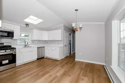 13 Madeline St, Wareham, MA 02538 - Photo 16