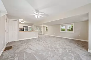 31 Beechwood Rd, Halifax, MA 02338 - Photo 18