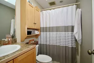 124 Mt Pleasant Ave, Gloucester, MA 01930 - Photo 16
