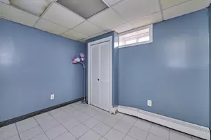 9 Wrentham St, Boston, MA 02124 - Photo 16
