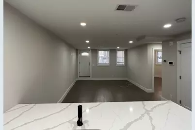 535 Newbury St. #1, Boston, MA 02215 - Photo 2
