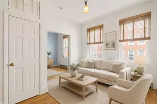 162 Endicott St, Boston, MA 02113 - Photo 2