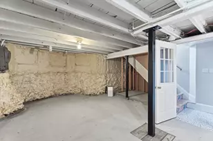 32-34 Ditson St, Boston, MA 02122 - Photo 24