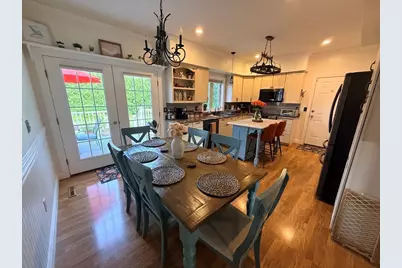 91 Royal St, Chicopee, MA 01020 - Photo 4