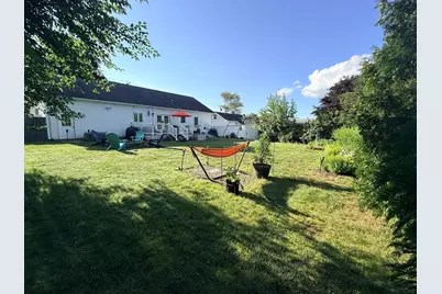 91 Royal St, Chicopee, MA 01020 - Photo 14