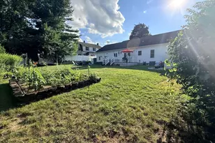 91 Royal St, Chicopee, MA 01020 - Photo 12