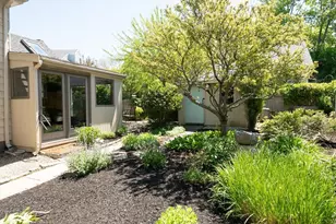 34 Beach St, Rockport, MA 01966 - Photo 6