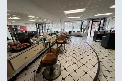 678 Salem St, Malden, MA 02148 - Photo 2
