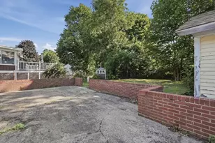 44 Winnifred Rd, Brockton, MA 02301 - Photo 26