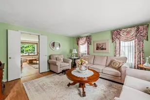 17 Woodlawn Ave, Holbrook, MA 02343 - Photo 6