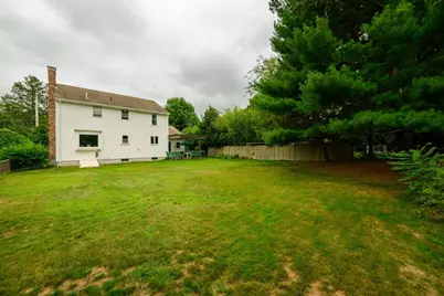 17 Woodlawn Ave, Holbrook, MA 02343 - Photo 32