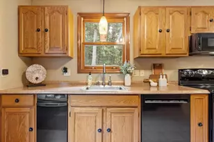 44 W Brookfield Rd, North Brookfield, MA 01535 - Photo 2