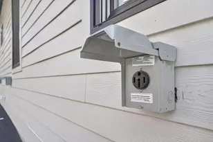 64 Nelson St, Boston, MA 02124 - Photo 24